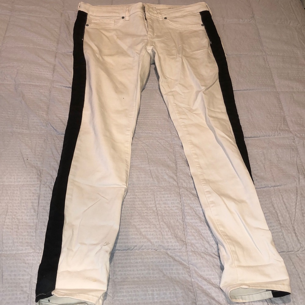 Elie Tahari denim jeans
